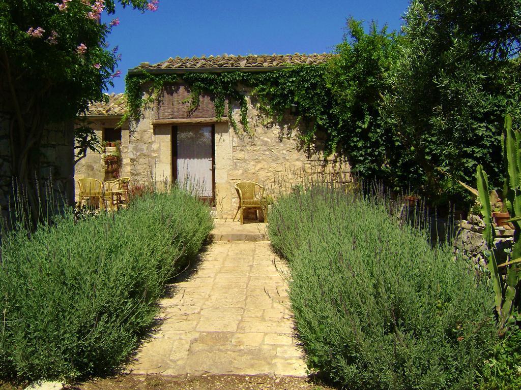 Liola Guest House Modica Bilik gambar